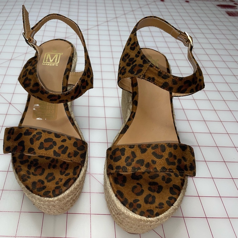 Womens wedge sandals size 6